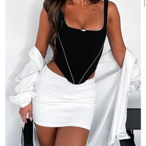 White fox stuck on love bustier